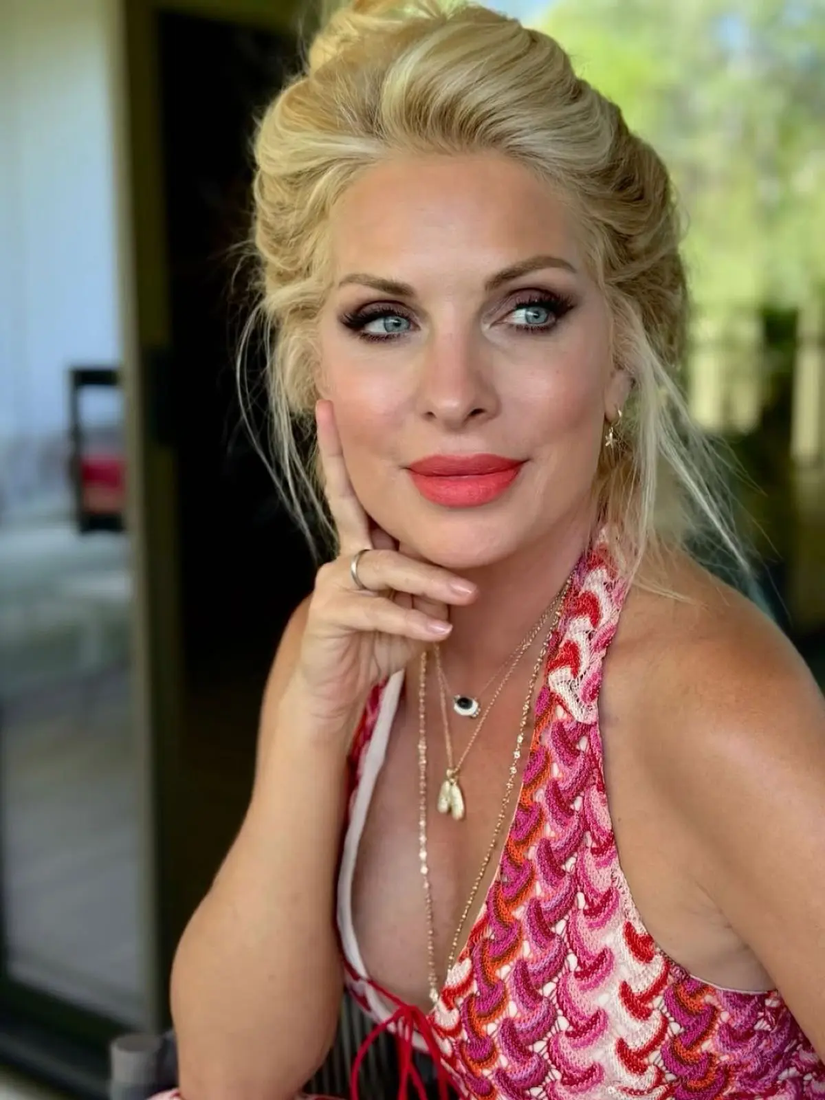 Η Ελένη Μενεγάκη στο Instagram