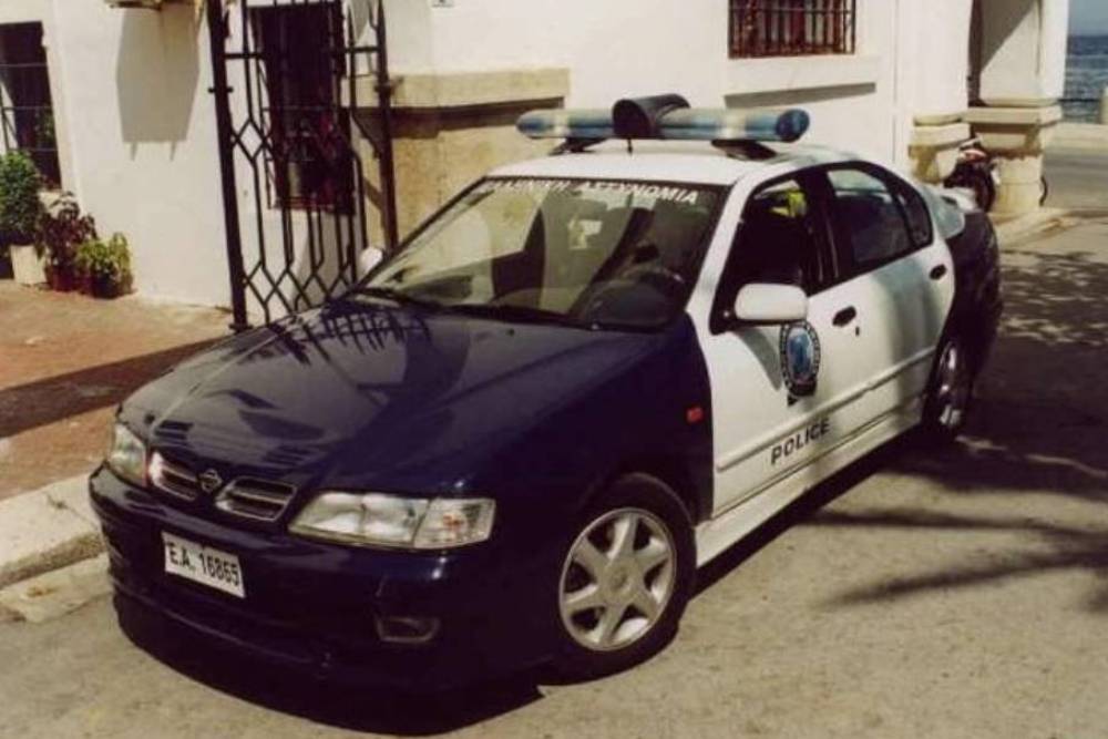 Nissan Primera καλπάζει με 200 στην εθνική
