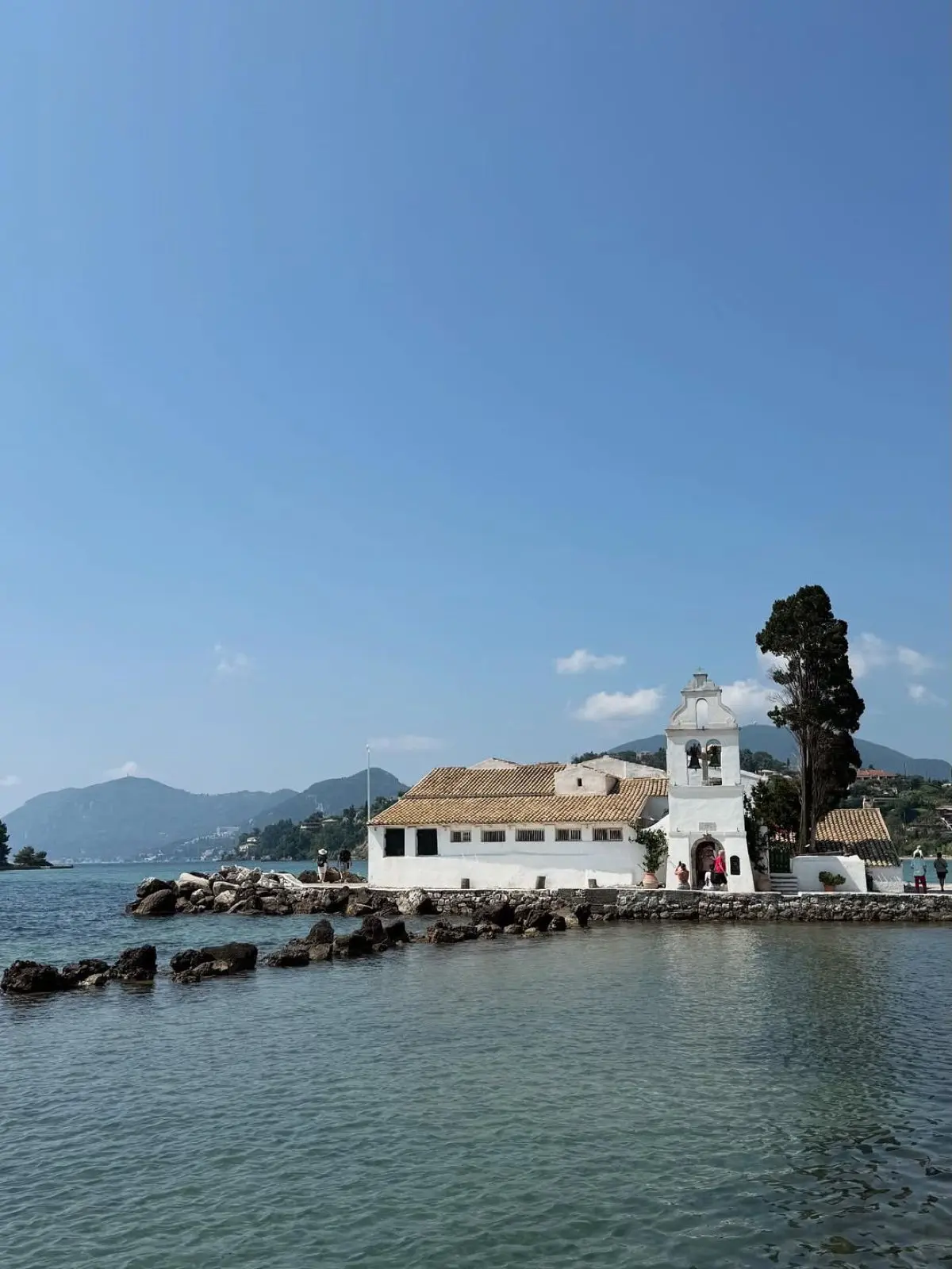 Η ανάρτηση της Ιωάννας Τούνη από την Κέρκυρα