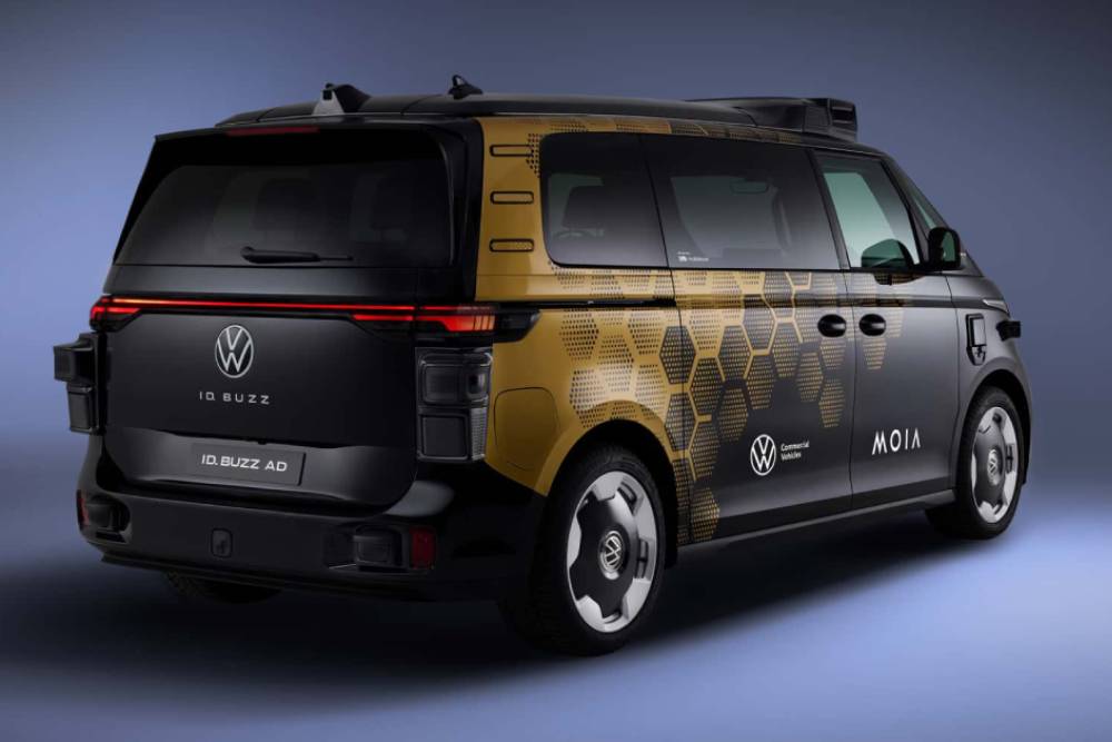 Η VW εκτόπισε την Tesla στον πόλεμο της αυτόνομης οδήγησης