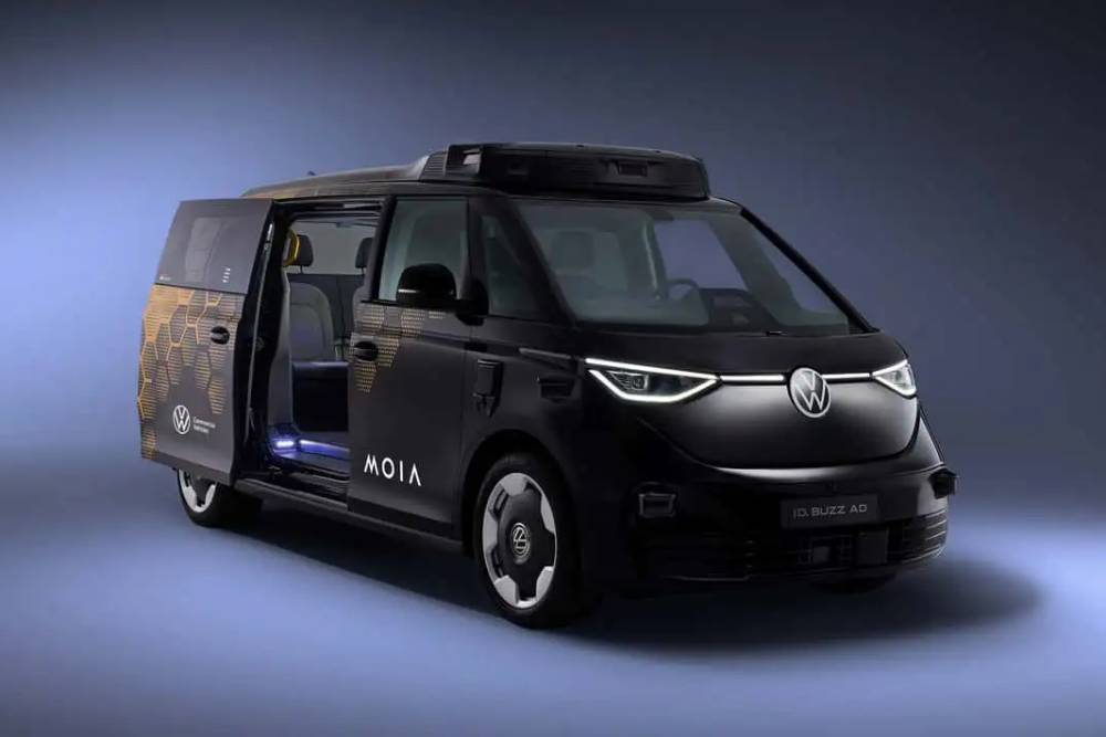 Η VW εκτόπισε την Tesla στον πόλεμο της αυτόνομης οδήγησης