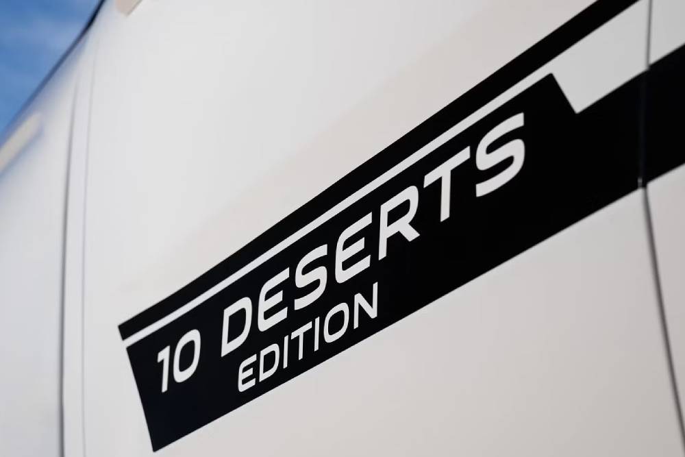 Νέο VW Amarok 10 Deserts με εντυπωσιακό Ρεκόρ Γκίνες