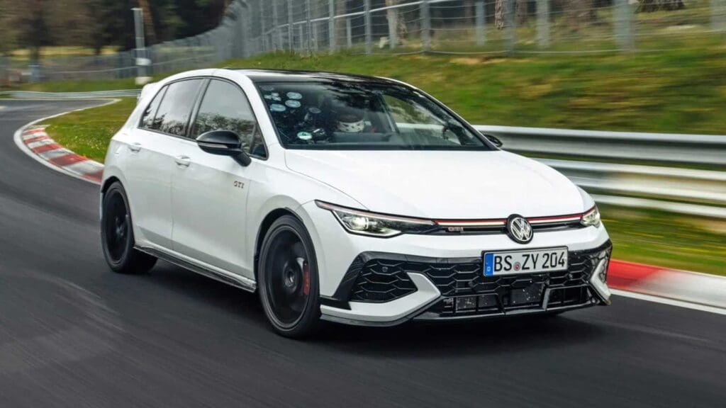 Το δυνατό γυρολόγιο του Golf GTI Edition 50 5 VW Golf GTI Edition 50 Νίρμπουργκρινγκ