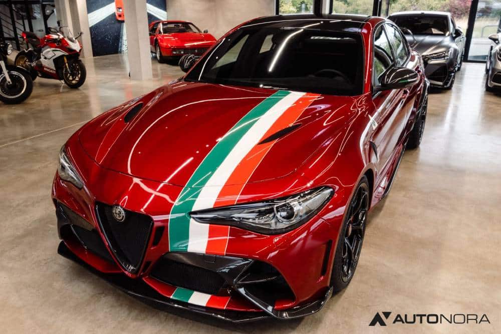 Η πιο γνήσια ιταλίδα Alfa Romeo Giulia GTAm αποκαλύπτεται