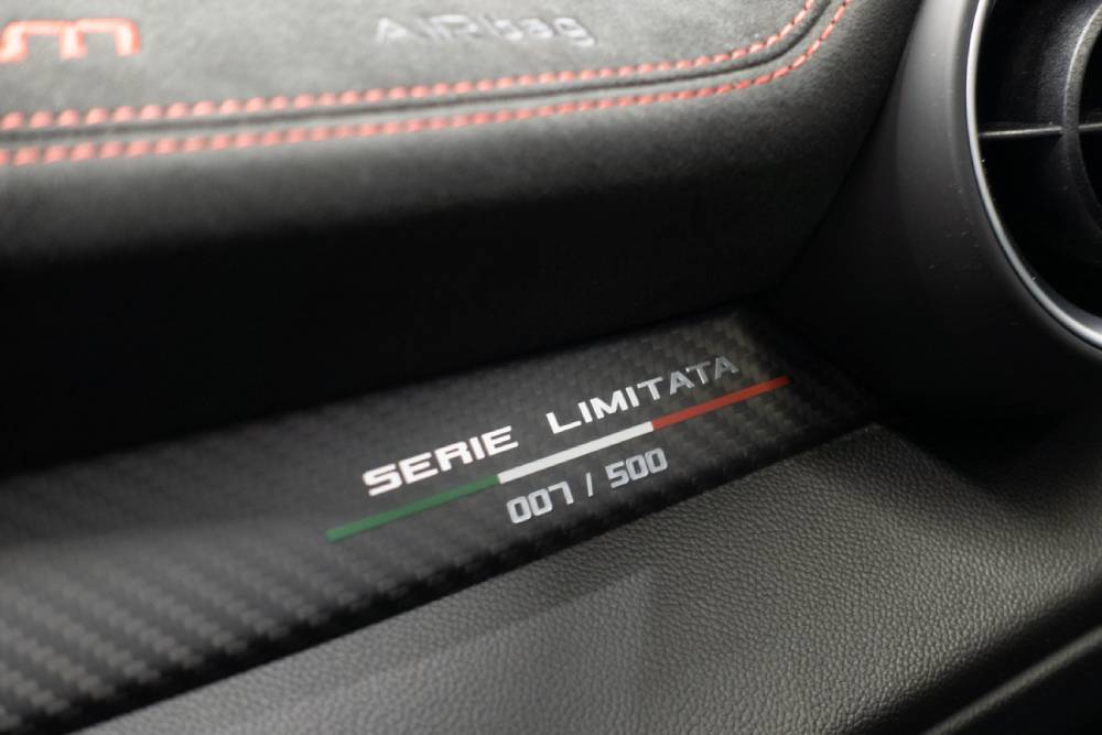 Η πιο γνήσια ιταλίδα Alfa Romeo Giulia GTAm αποκαλύπτεται