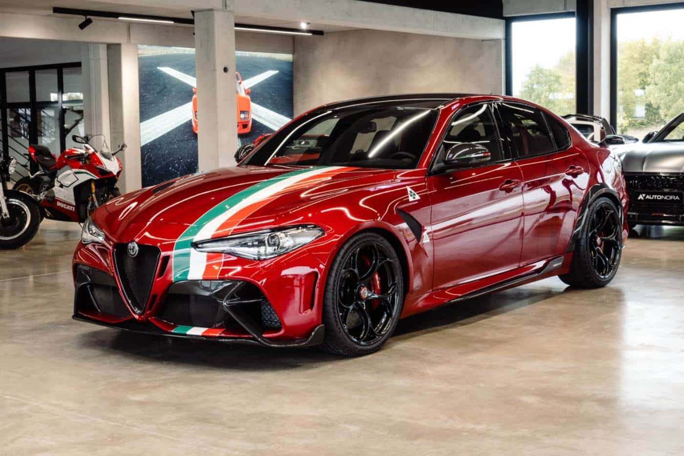 Η πιο γνήσια ιταλίδα Alfa Romeo Giulia GTAm αποκαλύπτεται