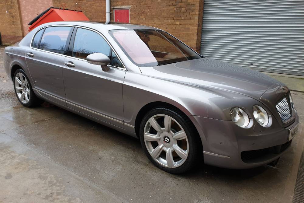 Σπάνια Bentley με καρότσα για αριστοκράτες αγρότες