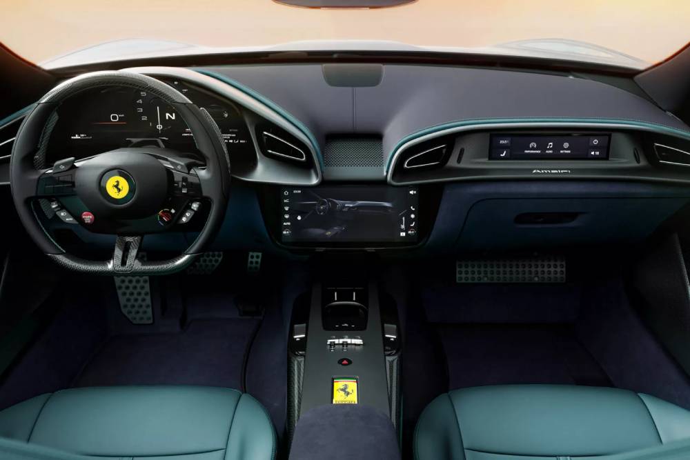 Νέα Ferrari Amalfi με 640 θηριώδη άλογα