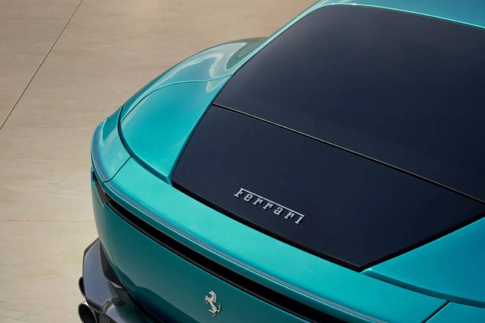 Νέα Ferrari Amalfi με 640 θηριώδη άλογα