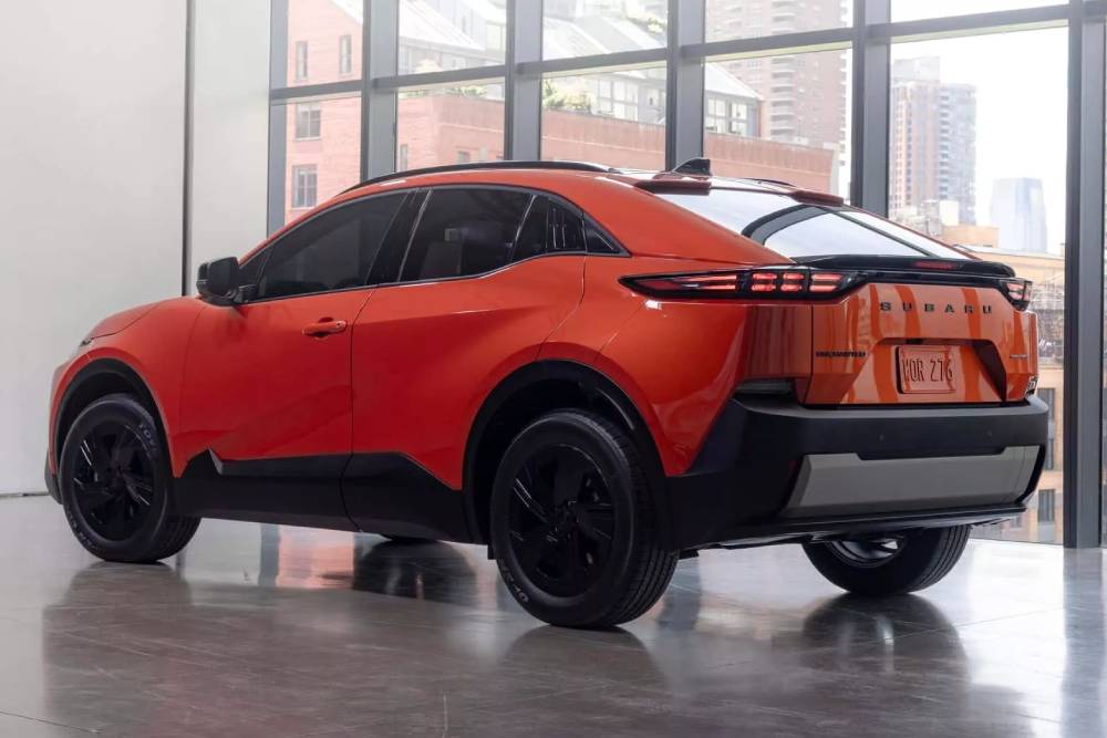 Καινοτόμο Subaru Uncharted με έμπνευση από το Toyota C-HR+