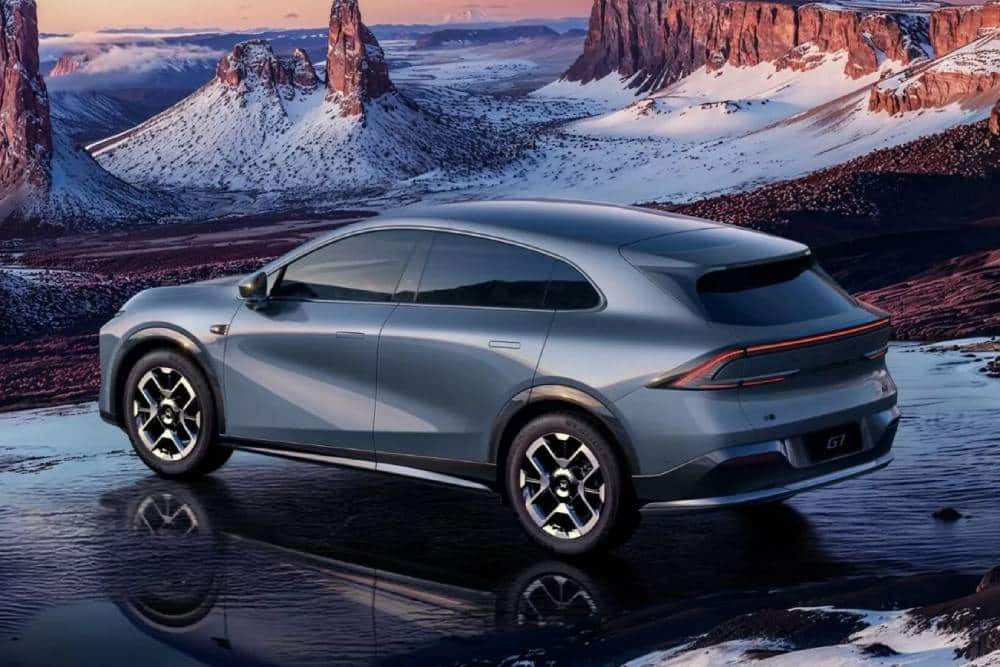 Νέο Xpeng G7 απειλεί το Tesla Model Y