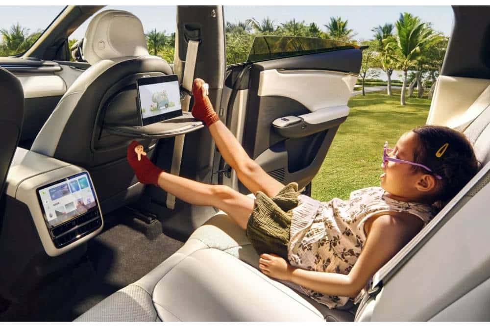 Νέο Xpeng G7 απειλεί το Tesla Model Y