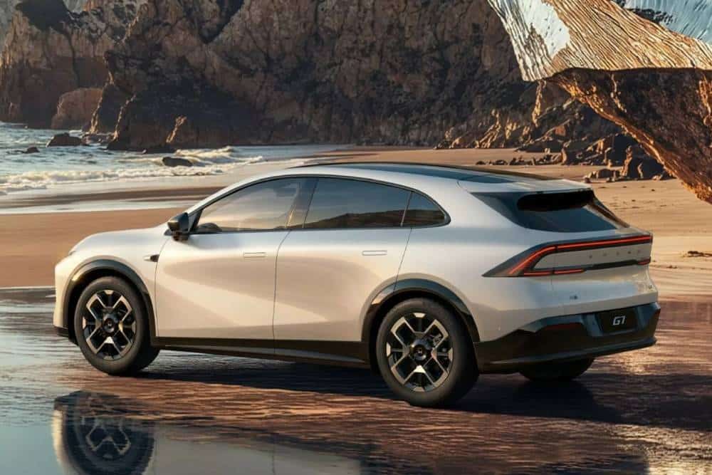 Νέο Xpeng G7 απειλεί το Tesla Model Y