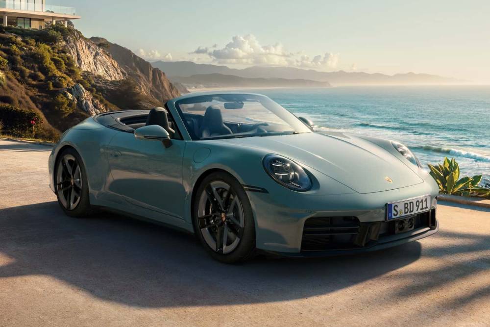 Νέα και εντυπωσιακά δυνατή Porsche 911 Carrera 4S