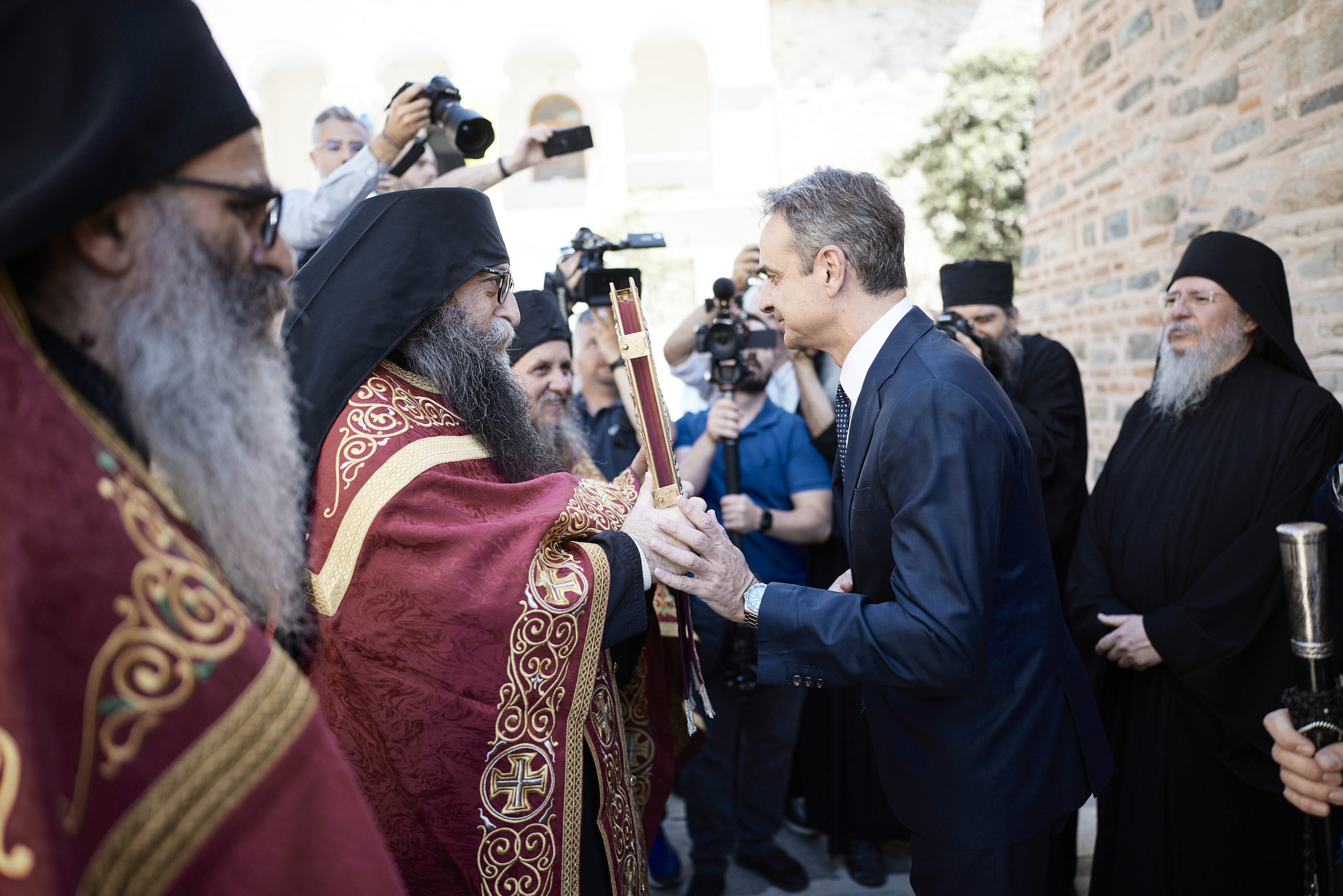 Μητσοτάκης: Προσκύνησε στην Ιερά Μονή Βατοπεδίου – Δείτε στιγμιότυπα