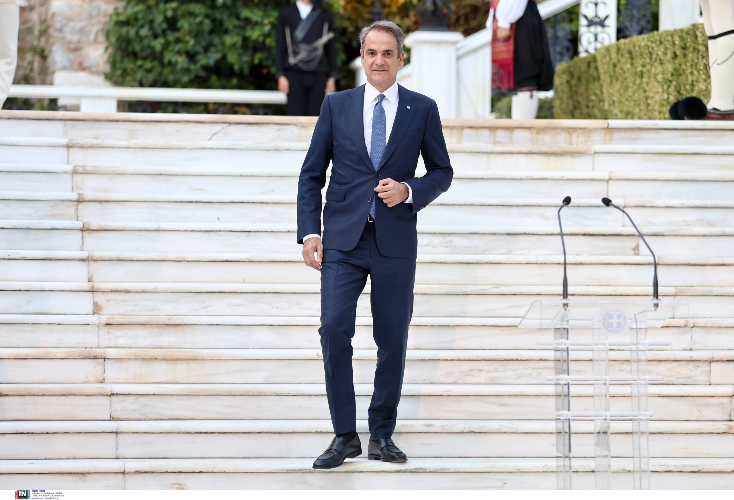 αποκατάσταση της δημοκρατίας, Προεδρικό Μέγαρο, δεξίωση 