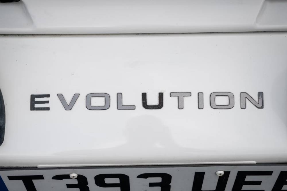 Εντυπωσιακό Mitsubishi Pajero Evo θυμάται το Ντακάρ