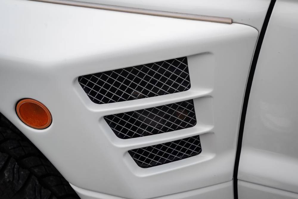 Εντυπωσιακό Mitsubishi Pajero Evo θυμάται το Ντακάρ