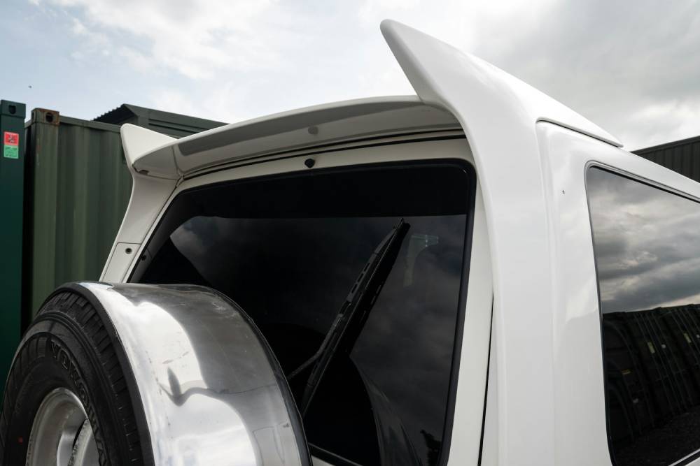 Εντυπωσιακό Mitsubishi Pajero Evo θυμάται το Ντακάρ