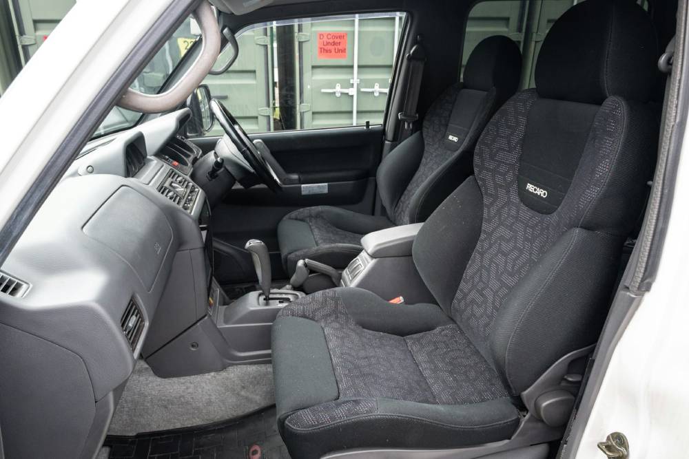 Εντυπωσιακό Mitsubishi Pajero Evo θυμάται το Ντακάρ