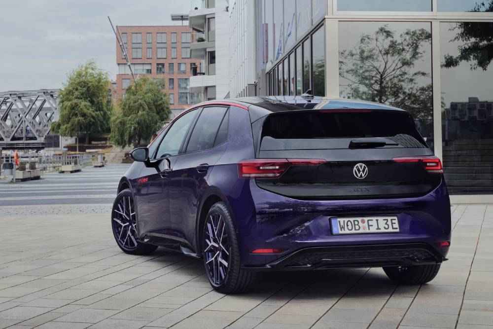 Ανανεωμένο VW ID.3 GTX Fire+Ice προς τιμήν του Golf GTI MK2