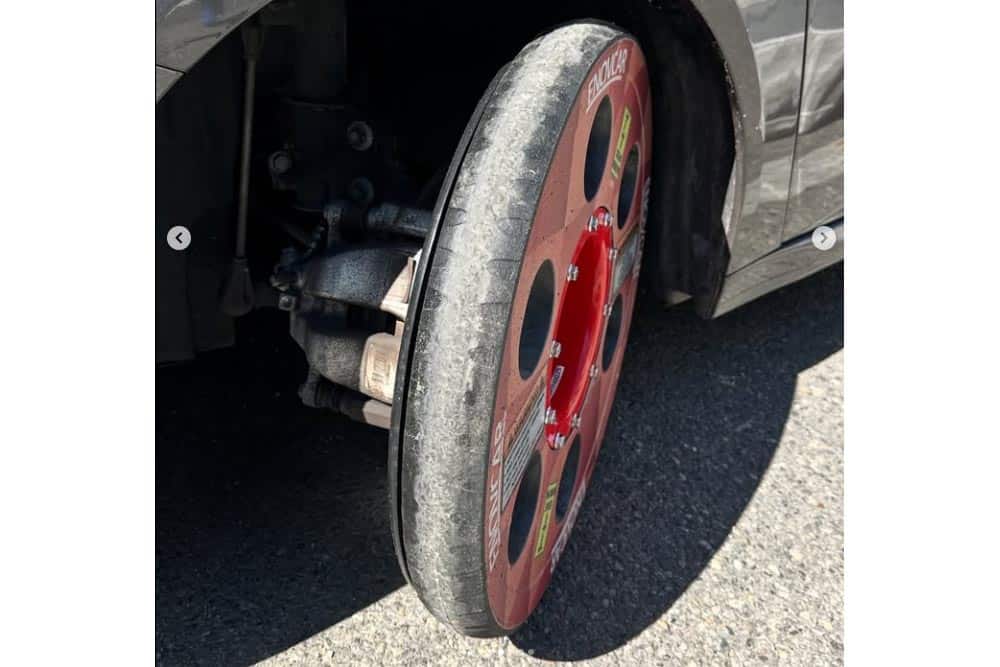 Ποιες ζάντες κοσμούν αυτό το Peugeot 208;