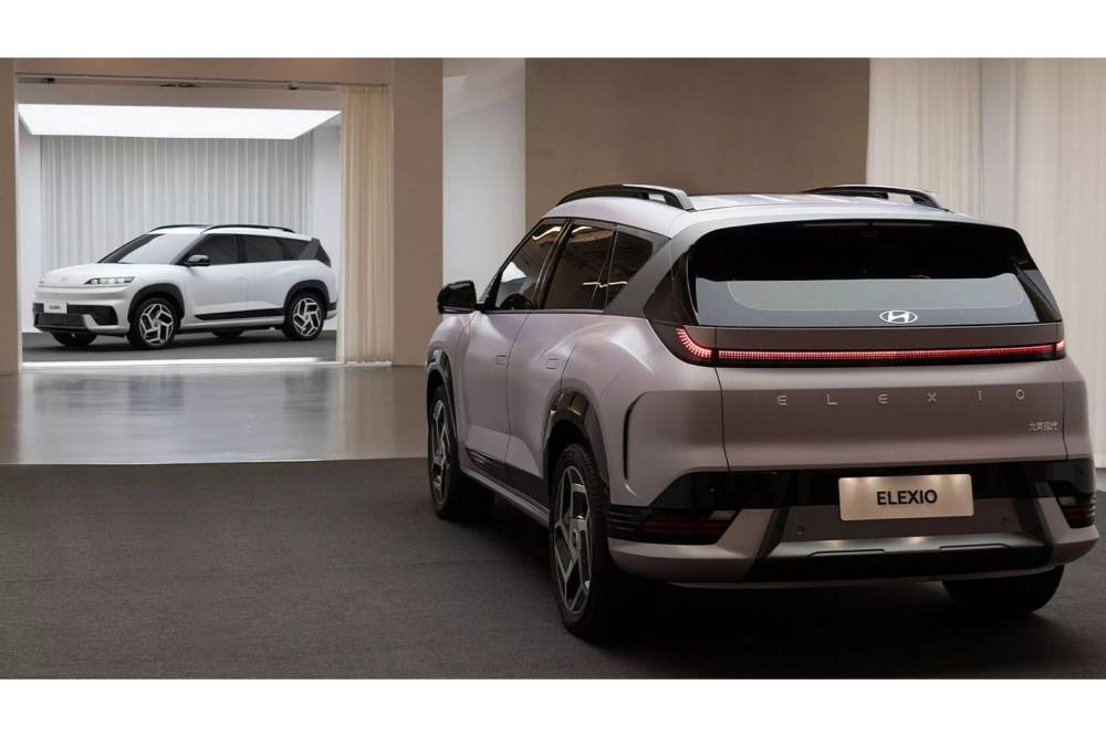 Καινοτόμο SUV Hyundai Elexio με τεράστια οθόνη 27 ιντσών