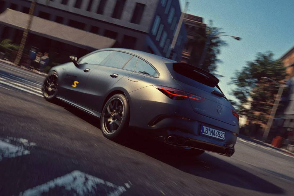 Νέα Mercedes-AMG CLA 45 S Final για το μεγάλο φινάλε