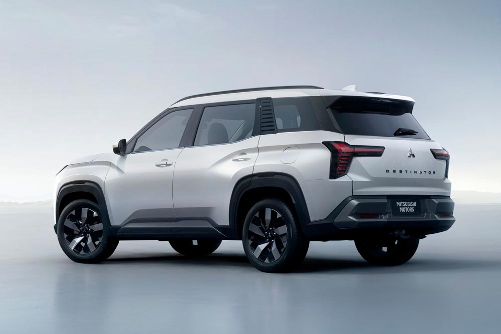 Καινοτόμο SUV Mitsubishi Destinator 1.5 Turbo