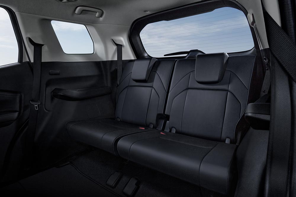 Καινοτόμο SUV Mitsubishi Destinator 1.5 Turbo