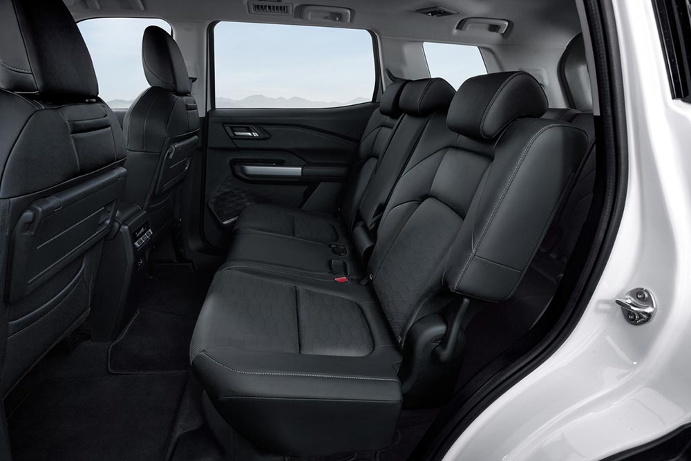 Καινοτόμο SUV Mitsubishi Destinator 1.5 Turbo