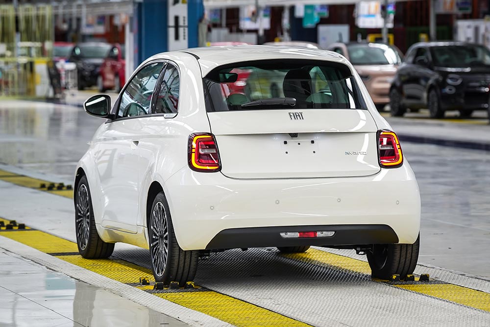 Νέο Fiat 500: Υβριδικό μοντέλο με κορυφαία απόδοση