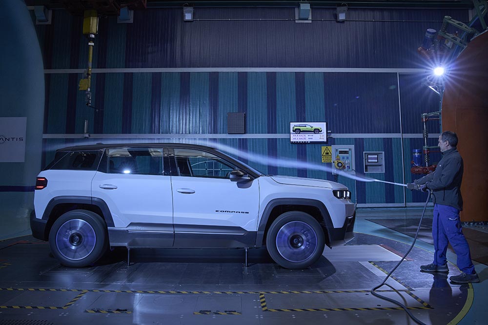 Κατακτά τον αέρα το νέο Jeep Compass