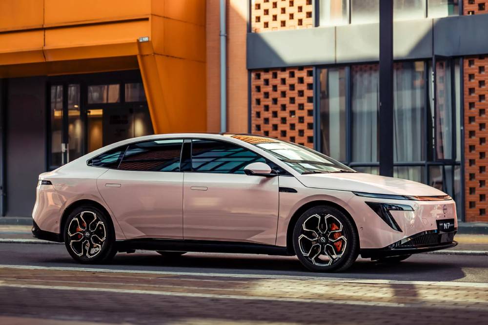 Το Nissan που ξεπερνά Tesla, VW και Toyota