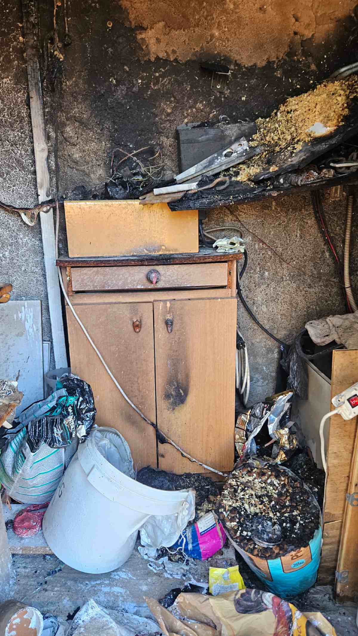 Στέλλα Μπεζαντάκου φωτιά