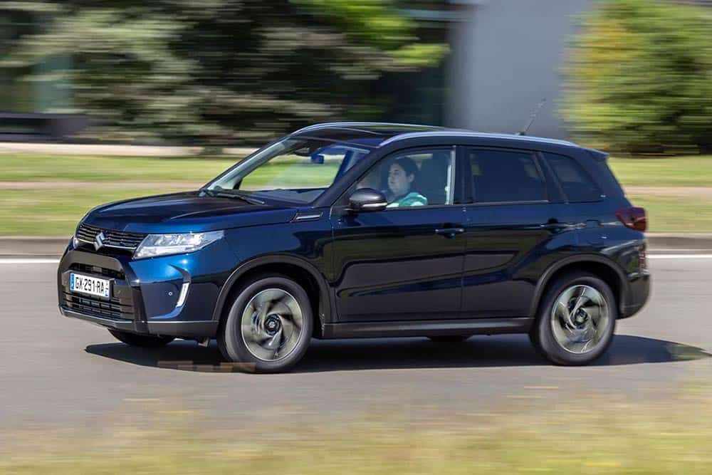 Suzuki_Vitara-2024-(5)