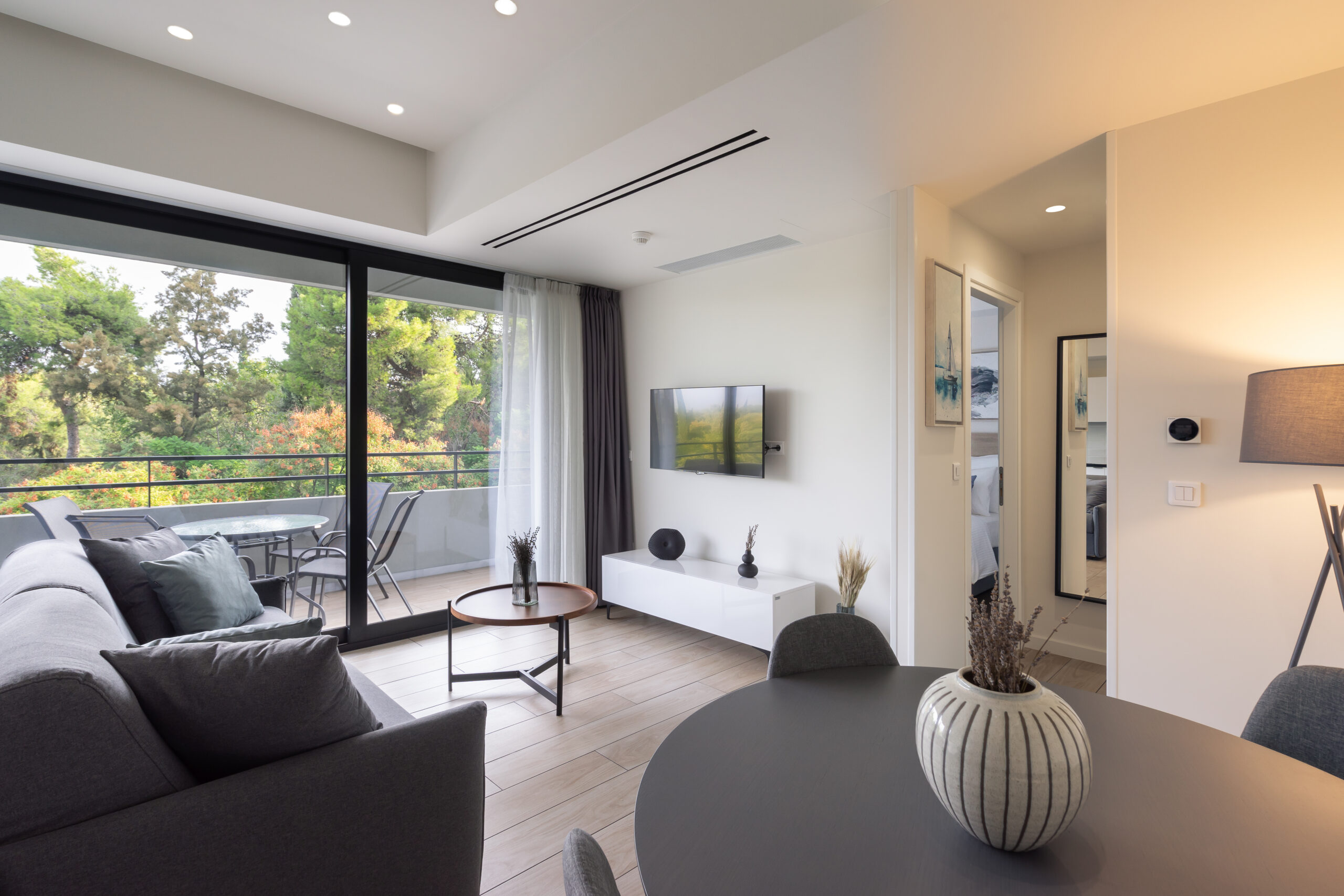 Hestia Luxury Apartments: Η απόλυτη αστική εμπειρία στις πιο ζωντανές περιοχές της Αθήνας