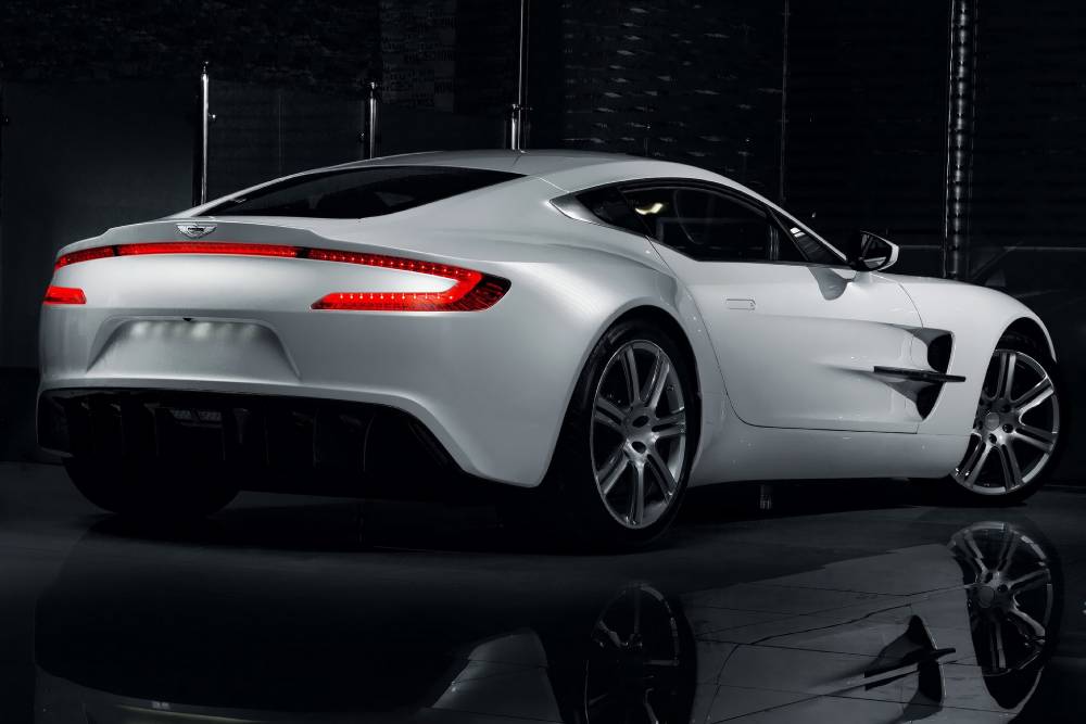 Πόσο κοστίζει η συντήρηση κλιματισμού σε Aston Martin;