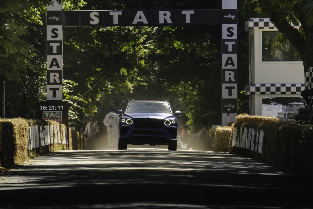 Νέο ρεκόρ κατάκτησης για την Bentley Bentayga Speed