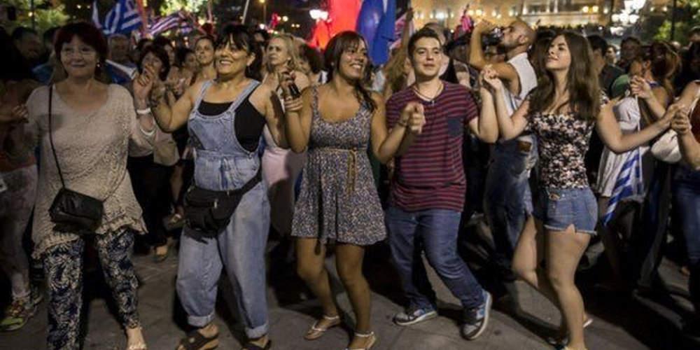 Δέκα χρόνια μετά το δημοψήφισμα του 2015: Το ιστορικό «όχι» και η τελική συμφωνία