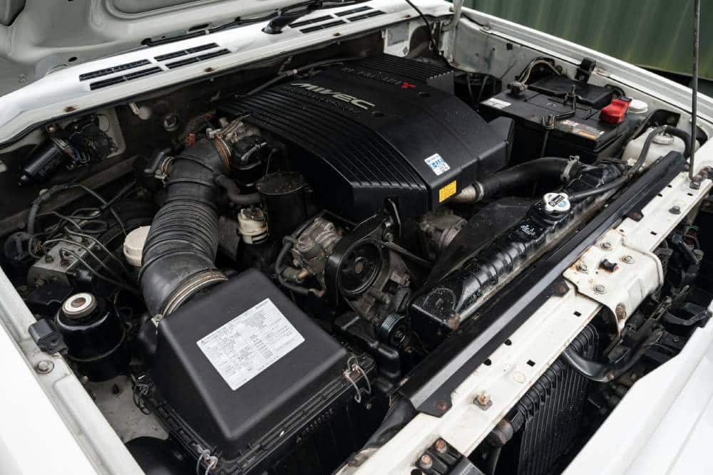 Εντυπωσιακό Mitsubishi Pajero Evo θυμάται το Ντακάρ