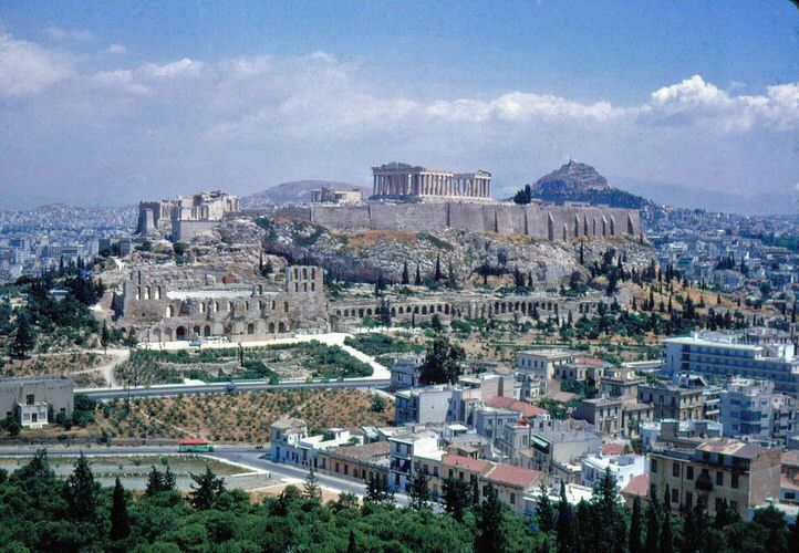 Η Αθήνα τη δεκαετία του 1960 – Εκπληκτικές εικόνες μιας άλλης γοητευτικής εποχής