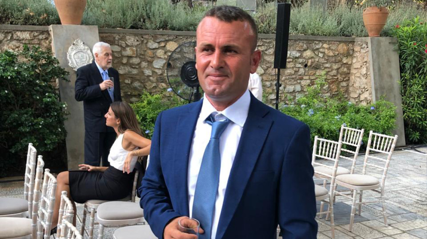 Ψυχρή ατμόσφαιρα στο Προεδρικό Μέγαρο εν μέσω καύσωνα: Το παρασκήνιο, οι ηχηρές απουσίες, οι συζητήσεις και τα μηνύματα – Όσα συνέβησαν στη δεξίωση