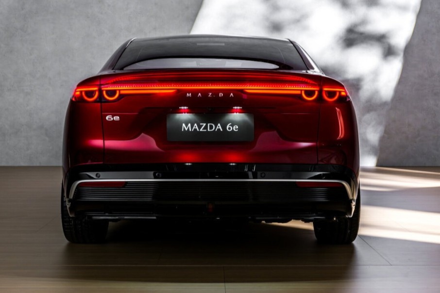 Mazda 6e
