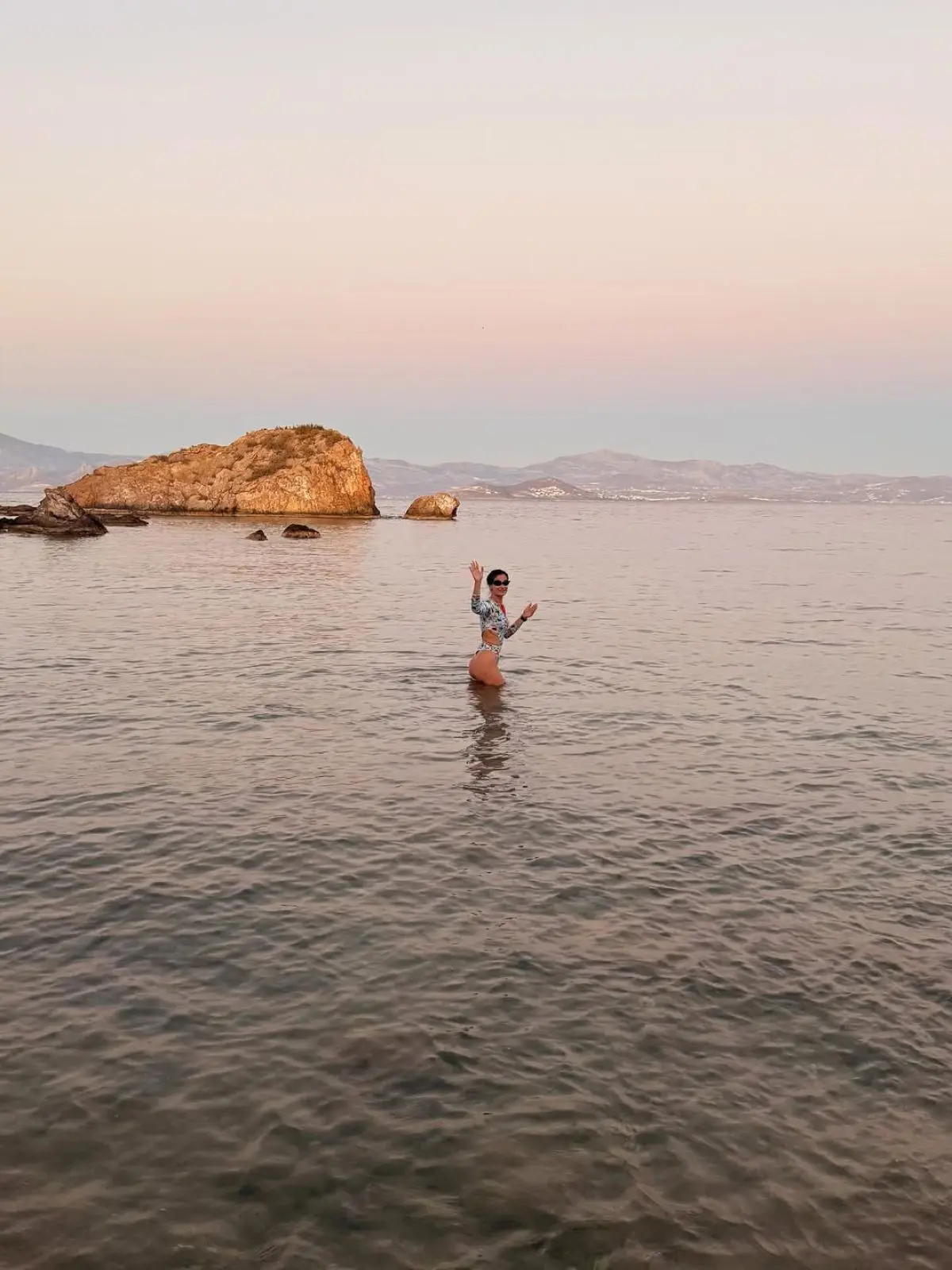 Η Χριστίνα Μπόμπα στην παραλία