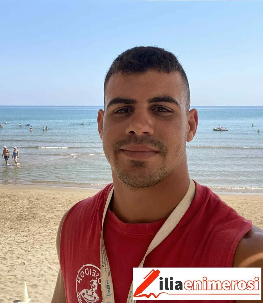 Ηλεία: Γενναίος ναυαγοσώστης διέσωσε τρίχρονο κοριτσάκι από πνιγμό 2 Ο ναυαγοσώστης Γιώργος Νικολόπουλος / Φωτογραφία: iliaenimerosi.gr