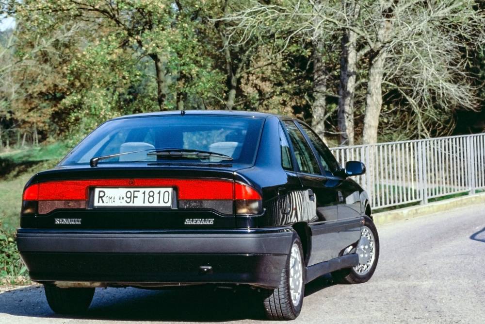 renault_safrane_76