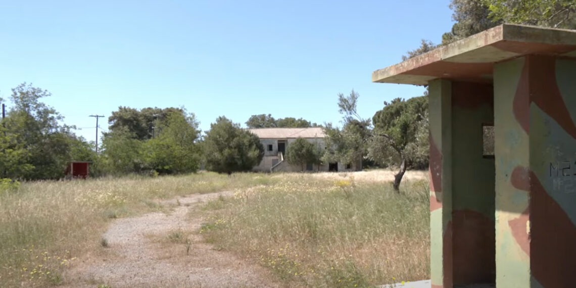 Το παλιό στρατόπεδο «Ζωγραφάκη» πιθανότερο για κλειστό κέντρο φιλοξενίας μεταναστών στην Κρήτη 2 Το στρατόπεδο Ζωγραφάκη στην Κρήτη