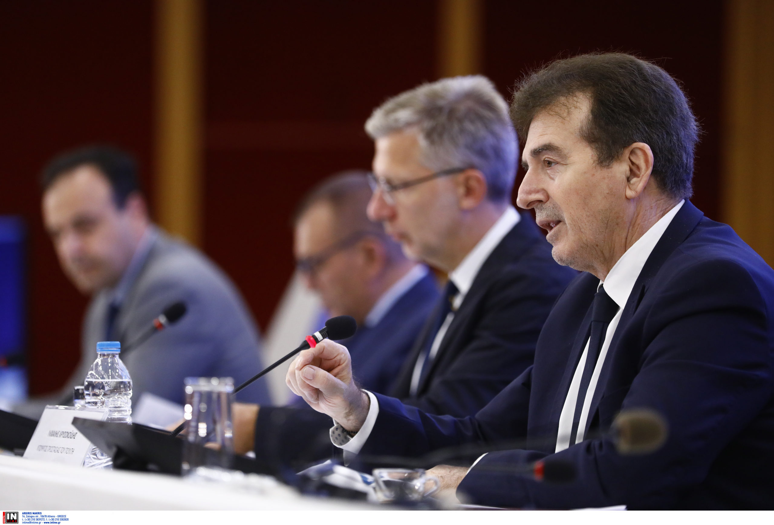 Οπαδική βία: Οι 10 νέα μέτρα για την καταπολέμησή της – Διάταξη για διοικητικές κυρώσεις σε βάρος παραγόντων προανήγγειλε ο Βρούτσης