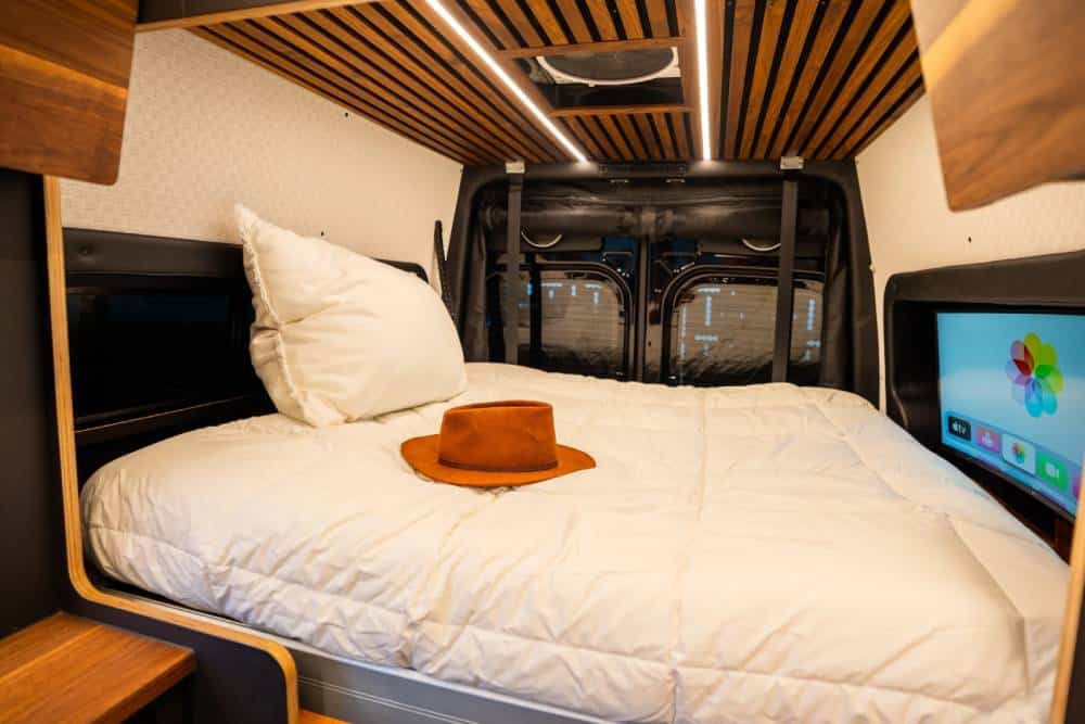Το πιο «μάχιμο» Mercedes Sprinter 4×4